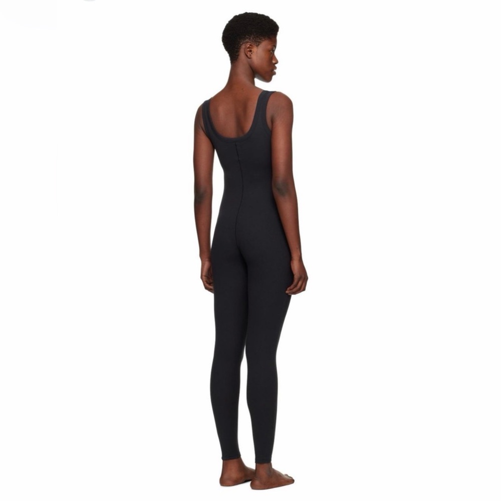 Skims Cotton Ribbed Onesie in Soot Size Small NWT - Picture 2 of 3